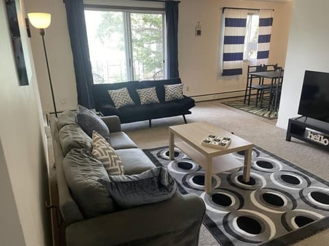 TV and multimedia, Living room, Seating area