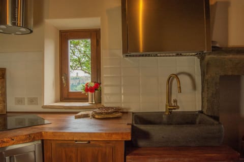 L'Archetto su Civita Apartment in Umbria