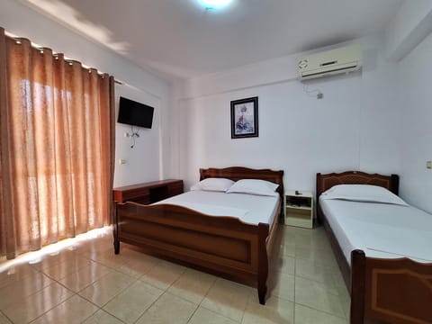 Luli Studios Apartment in Ksamil