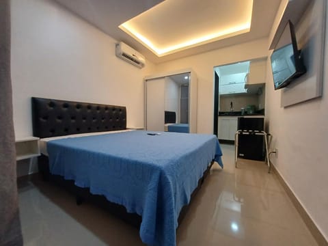 Bed, Photo of the whole room, Bedroom, air conditioner