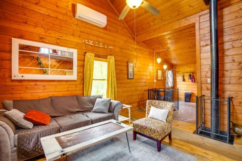 Bisbee Vacation Rental with Mountain Views and Sunroom House in Bisbee