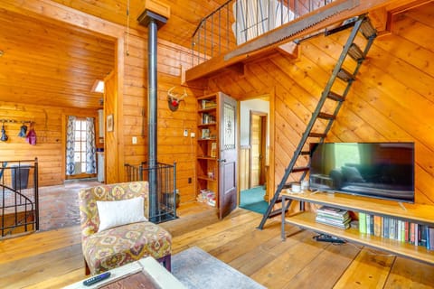 Bisbee Vacation Rental with Mountain Views and Sunroom House in Bisbee