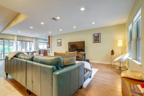 Austin Home Near Zilker Park with Yard Pets Allowed House in Austin