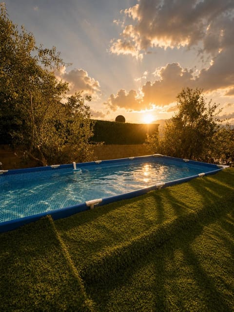Swimming pool, Swimming pool