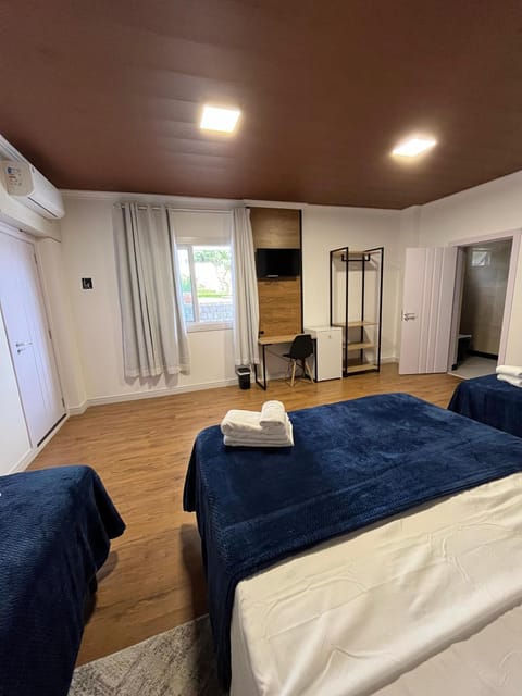 TV and multimedia, Photo of the whole room, minibar, air conditioner