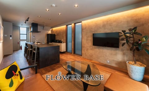 Living room, Seating area, Diving