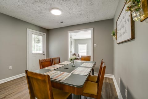 Huntsville Vacation Rental with Fire Pit House in Tennessee