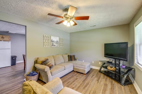 Huntsville Vacation Rental with Fire Pit House in Tennessee