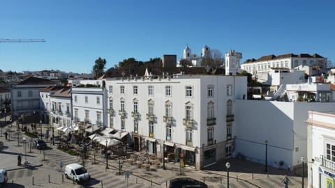 Property building, Facade/entrance, Bird's eye view, View (from property/room)