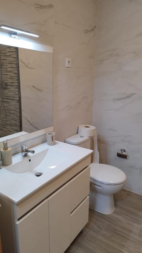 Casa dos Devezas Vacation rental in Viana do Castelo District, Portugal