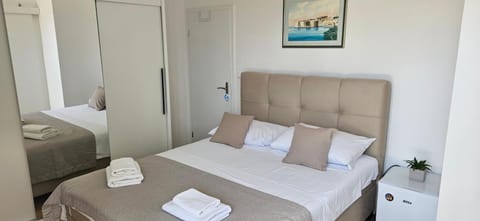 Bed, Photo of the whole room, Bedroom, towels, wardrobe