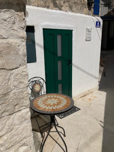 Facade/entrance, Seating area