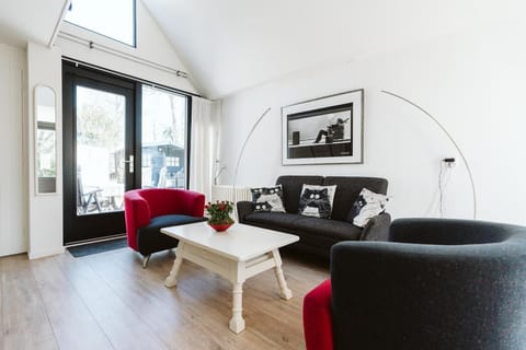 Mimosa 9 - Klepperstee Ouddorp NOT INTENDED FOR COMPANY OR WORK-RELATED STAYS House in Ouddorp