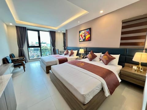 Bed, Seating area, Bedroom