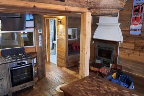 Idéalement situé cœur du village - calme & confort Apartment in Saint-Étienne-de-Tinée