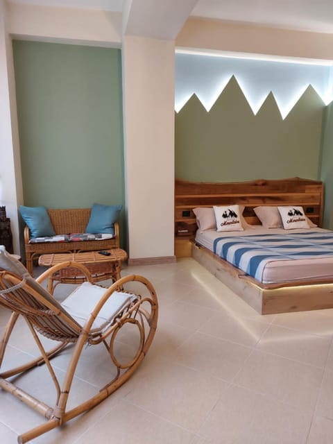 Photo of the whole room, Bedroom