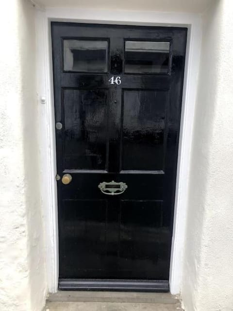 Lyme Clifftop Hideaway Apartment in Lyme Regis