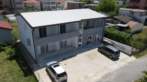 Property building, Bird's eye view