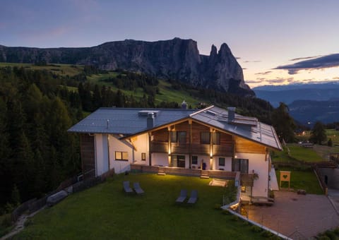 Property building, Natural landscape, Mountain view