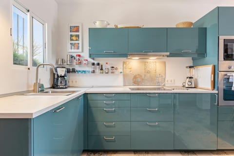 Kitchen or kitchenette, Other