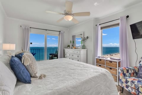 Bedroom, Sea view