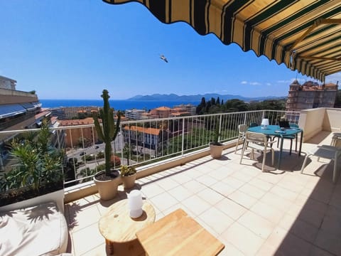 Patio, Balcony/Terrace, Seating area, Mountain view, Sea view