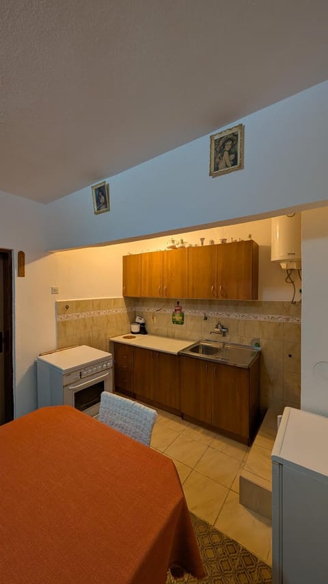 Private guest-house Gutic Bed and Breakfast in Montenegro