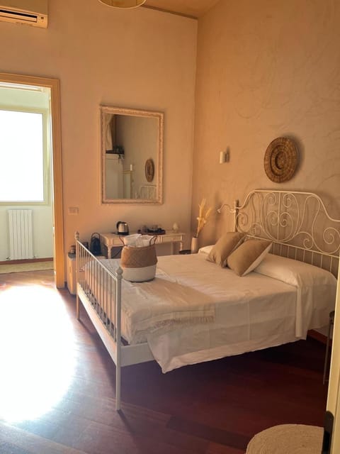 Apulia Journey - Manzoni 11 Bed and Breakfast in Bari