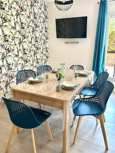 Martin Appartement Cambrai avec cour Apartment in Cambrai