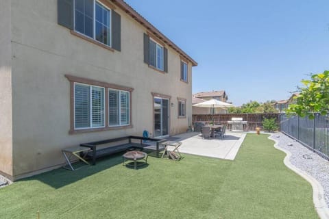 The Lake Stay House in Menifee