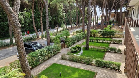 Property building, Natural landscape, Garden view, Sea view, Parking