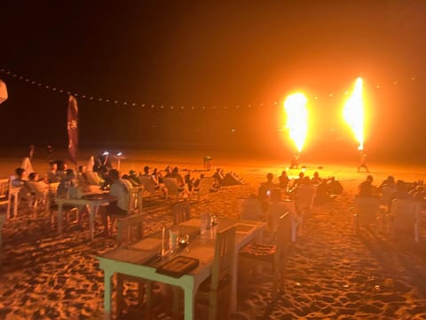 Breeze Bungalows Hotel in Sala Dan