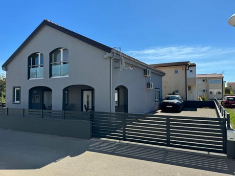 Property building, Parking