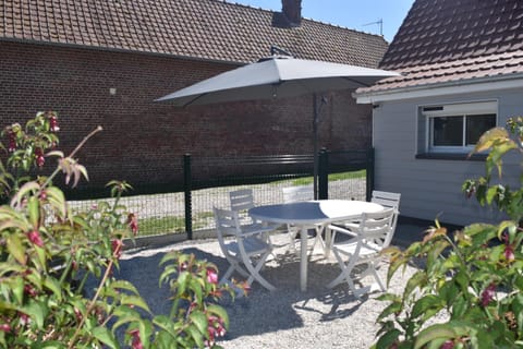 Balcony/Terrace, Dining area, Garden view