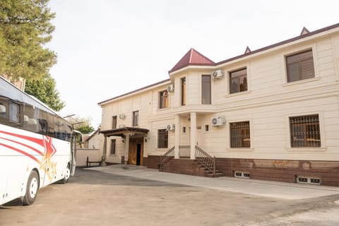 Day, Parking