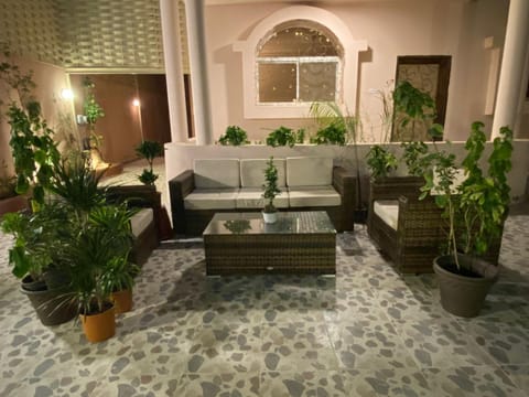 Patio, Seating area