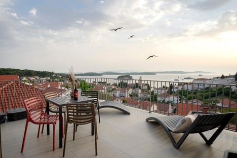 Balcony/Terrace, Seating area, Sea view