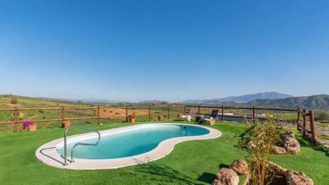 Salvador House in Sierra de las Nieves