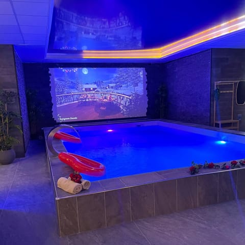 COCOONING SPA - Gîte avec piscine, jacuzzi, sauna House in Hauts-de-France
