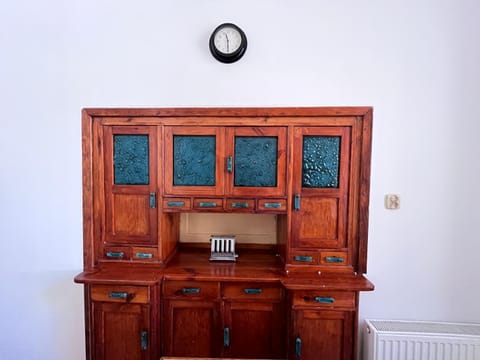 Kitchen or kitchenette, Communal kitchen, kitchen