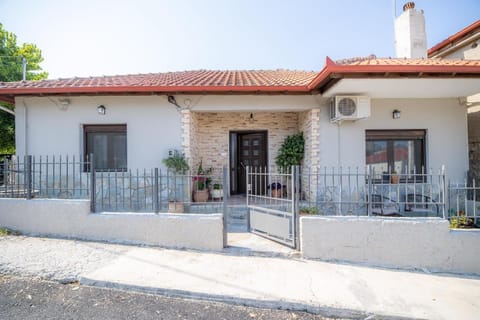 Casa con pozo Platamonas House in Pieria, Greece