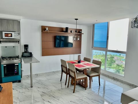 TV and multimedia, Dining area, minibar, pet friendly