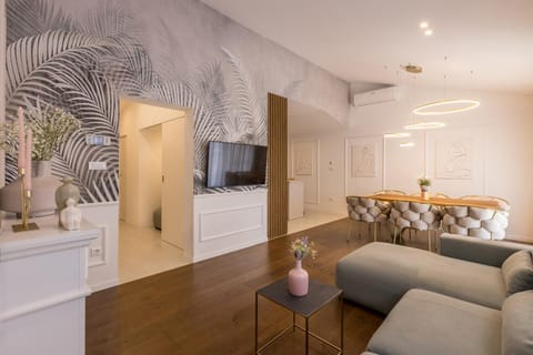 TV and multimedia, Living room