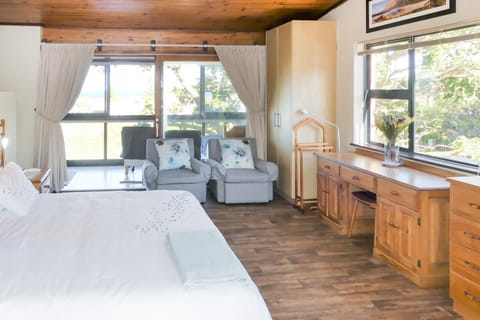 Shalom Self Catering Bed and Breakfast in Western Cape