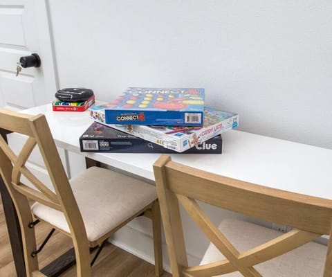 Modern Luxury 4BR Pool Bay Access Outdoor Dining House in Perdido Key