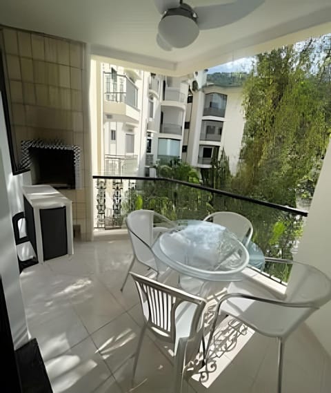 Day, BBQ facilities, View (from property/room), Balcony/Terrace, Dining area