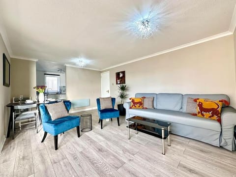 Fab Oxford City Centre Apartment sleeps 6 with Apartment in Oxford