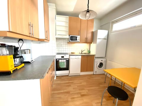 Central, peaceful, pleasant Apartment in Helsinki