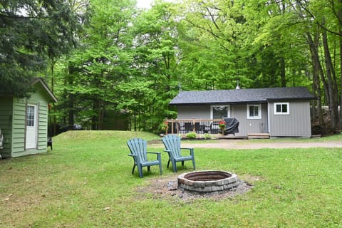Patio, Spring, Natural landscape, Summer, BBQ facilities, fireplace, fireplace