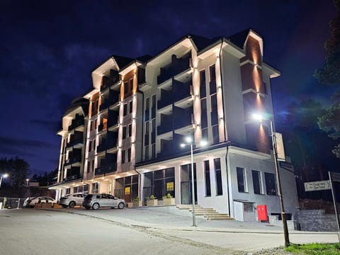 Property building, Night, Neighbourhood, Street view, Location, Parking